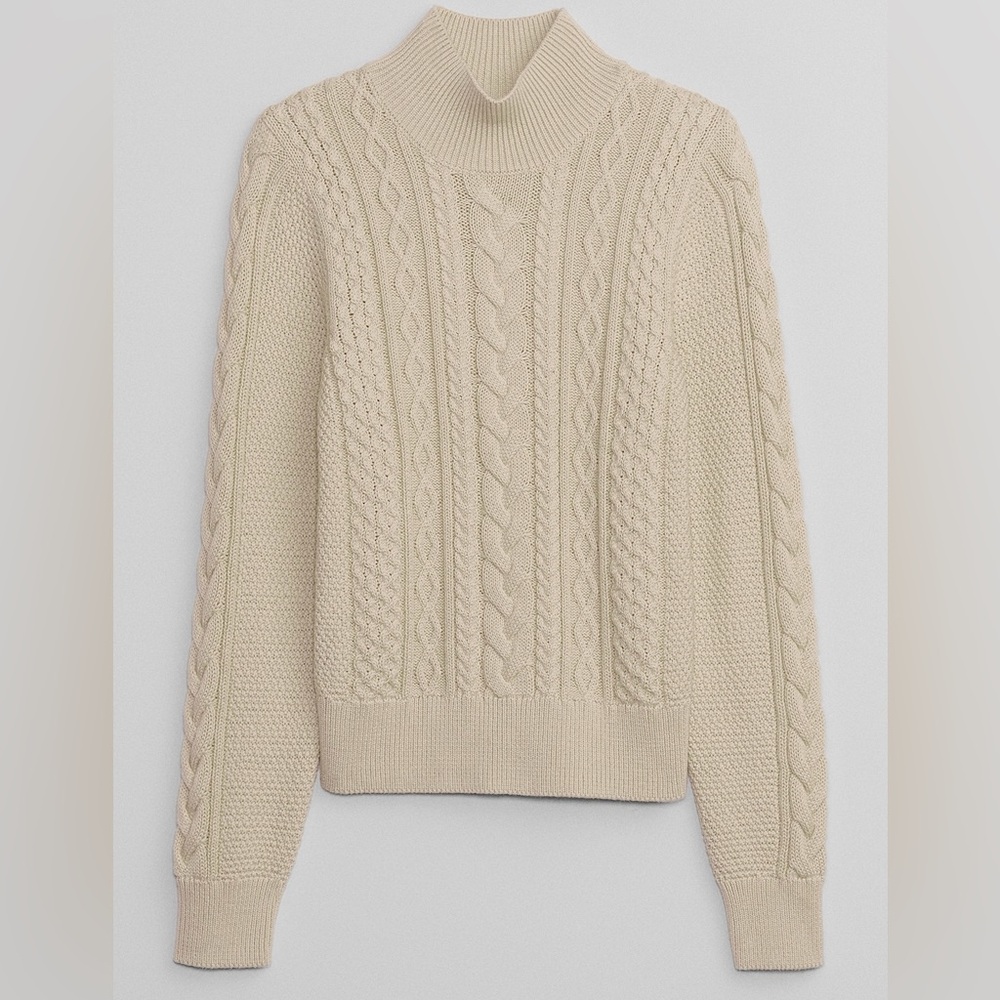 GAP Beige Cable Knit Turtleneck Fisherman Sweater Sz Medium NWT Coastal Grandma